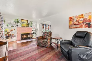 545 W Territorial Rd, Battle Creek, MI 49015 - Photo 2