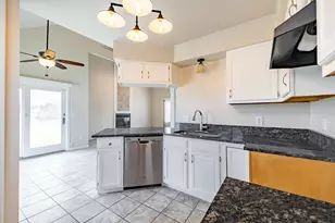 12215 Crossman Rd, Carleton, MI 48117 - Photo 16