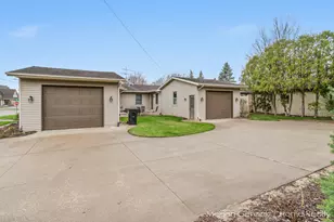 7218-7220 Eastern Ave SE, Grand Rapids, MI 49508 - Photo 34