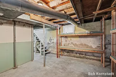 319 N Rowe Street, Ludington, MI 49431 - Photo 28