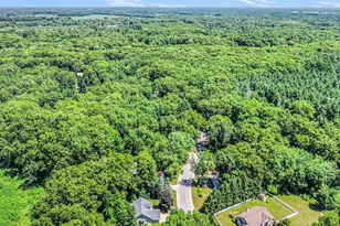 11276 Bridlewood Trail, Berrien Springs, MI 49103 - Photo 30