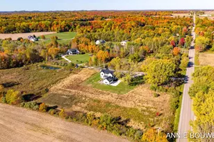 6008 Hidden Crk Trl, Hamilton, MI 49419 - Photo 24