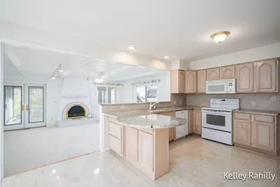 1761 Edgewood Avenue SE, Grand Rapids, MI 49506 - Photo 8