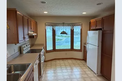 51 Newcastle Drive, Zeeland, MI 49464 - Photo 6