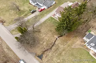 475 Northland Ct NE, Rockford, MI 49341 - Photo 32