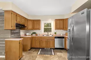 475 Northland Ct NE, Rockford, MI 49341 - Photo 8