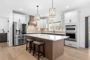 8480 Knotty Pine Ln, Kalamazoo, MI 49009 - Photo 12