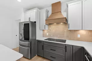 8480 Knotty Pine Ln, Kalamazoo, MI 49009 - Photo 16