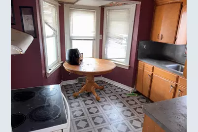 1810 Lindbergh Street, Wyandotte, MI 48192 - Photo 2