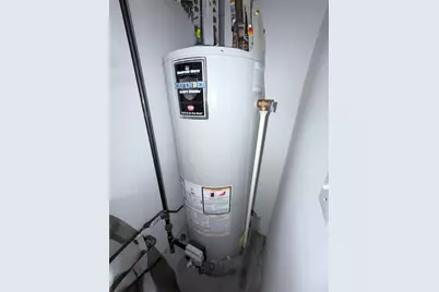 1702 Lakewood Drive #B, Adrian, MI 49221 - Photo 28