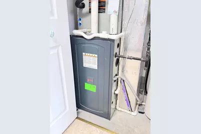 1702 Lakewood Drive #B, Adrian, MI 49221 - Photo 26