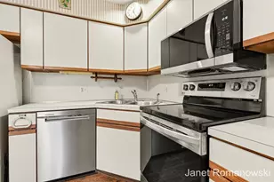 1317 Suncrest Dr NE, Grand Rapids, MI 49525 - Photo 8