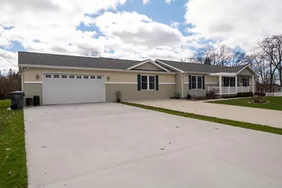 50306 Pleasant Street, Dowagiac, MI 49047 - Photo 34