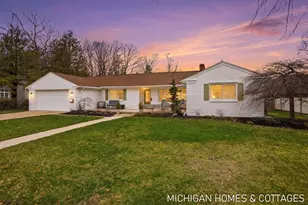 141 E 26th St, Holland, MI 49423 - Photo 1