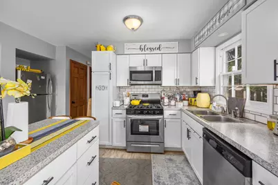 5700 Gentian Court SE, Grand Rapids, MI 49508 - Photo 8