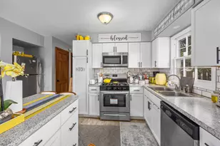 5700 Gentian Ct SE, Grand Rapids, MI 49508 - Photo 8