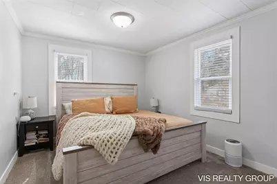 907 Wilson Avenue, Norton Shores, MI 49441 - Photo 24