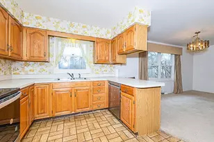 6596 Sunburst Dr, Portage, MI 49024 - Photo 4