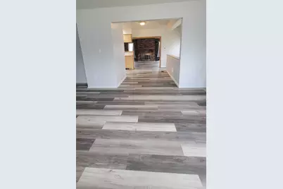 655 Robinwood Drive, Troy, MI 48083 - Photo 10