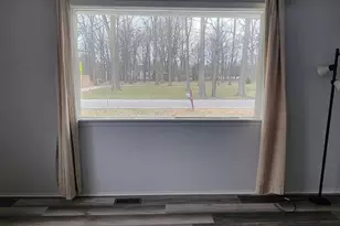 655 Robinwood Dr, Troy, MI 48083 - Photo 8