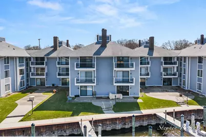 400 Lakeview Court #19, Spring Lake, MI 49456 - Photo 1