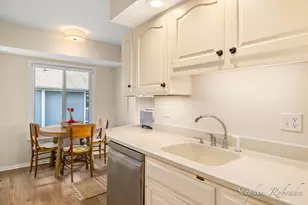 400 Lakeview Ct, Spring Lake, MI 49456 - Photo 12