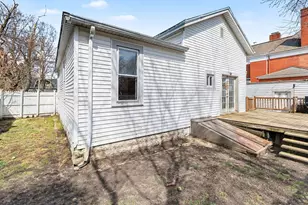 411 5th St, Manistee, MI 49660 - Photo 16