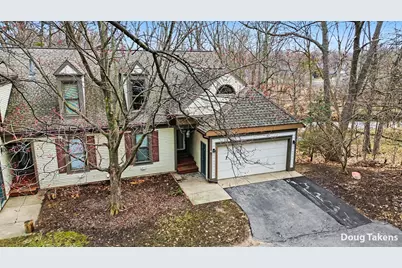 4386 Ridge Lane SW, Wyoming, MI 49519 - Photo 2