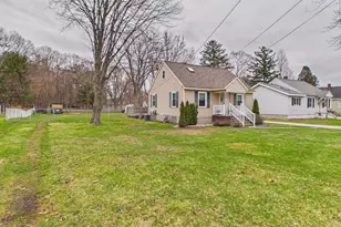 4440 Henry St, Norton Shores, MI 49441 - Photo 4