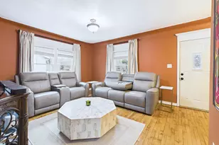 4440 Henry St, Norton Shores, MI 49441 - Photo 10