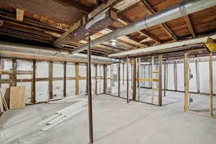 205 W 1st St, Ludington, MI 49431 - Photo 28