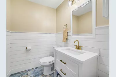 205 W 1st Street, Ludington, MI 49431 - Photo 22