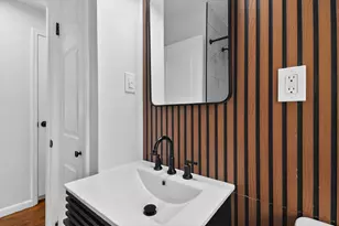 8449 Penrod St, Detroit, MI 48228 - Photo 14