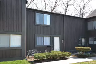 230 Falkirk Ct, Kalamazoo, MI 49006 - Photo 2