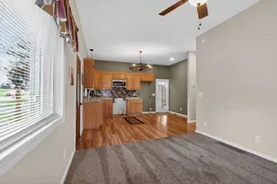 5121 Sunset Dr, Jackson, MI 49203 - Photo 4