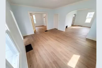 110 Hillsdale Street, Hillsdale, MI 49242 - Photo 2