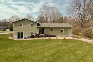 12594 144th Ave, Grand Haven, MI 49417 - Photo 2