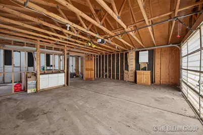 727 Emerald Avenue NE, Grand Rapids, MI 49503 - Photo 36