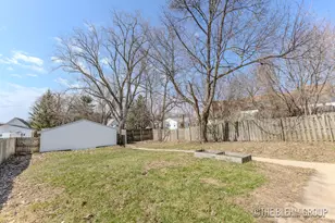 727 Emerald Ave NE, Grand Rapids, MI 49503 - Photo 18