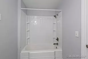 727 Emerald Ave NE, Grand Rapids, MI 49503 - Photo 18