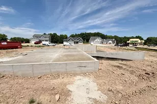 7070 Kettle Dale Ave SE, Alto, MI 49302 - Photo 4