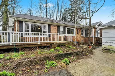 161 N Gardner Avenue, Battle Creek, MI 49037 - Photo 1