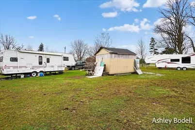 825 16 Mile Road NW, Kent City, MI 49330 - Photo 34