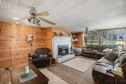 11422 Lakeshore Drive, Lakeview, MI 48850 - Photo 8