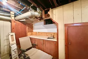 135 Budlong St, Hillsdale, MI 49242 - Photo 88