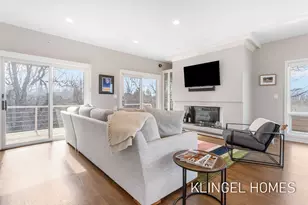 140 Prospect St, Grand Haven, MI 49417 - Photo 6