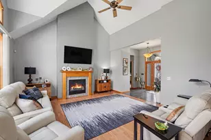 7604 Regency Ln, Canadian Lakes, MI 49346 - Photo 6