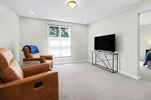 887 Greenhills Dr, Ann Arbor, MI 48105 - Photo 18
