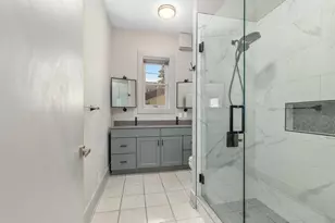 44 Lafayette Ave NE, Grand Rapids, MI 49503 - Photo 22