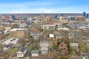 44 Lafayette Ave NE, Grand Rapids, MI 49503 - Photo 4